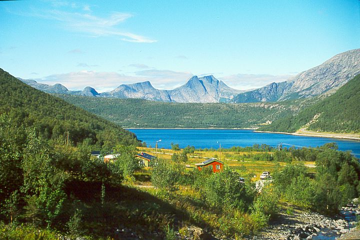 NordlandTysfjord06 - 95KB