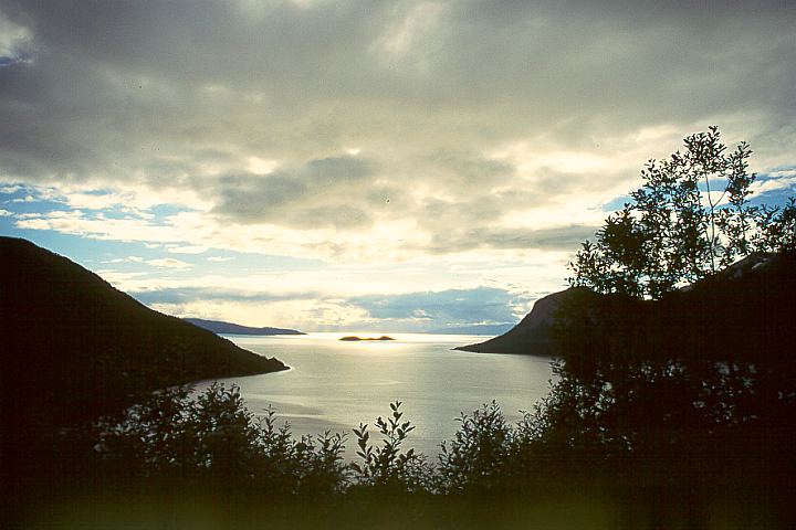 NordlandTysfjord16 - 56KB